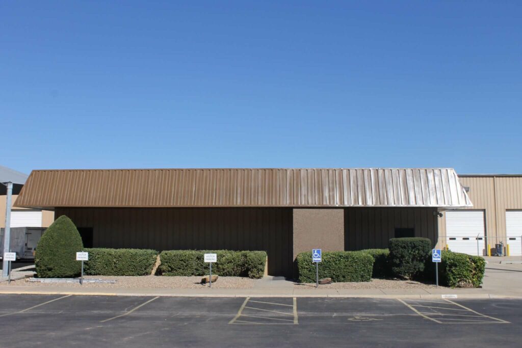 Exterior commercial metal painting.