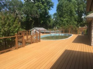 New outdoor deck with Trex decking and rails.